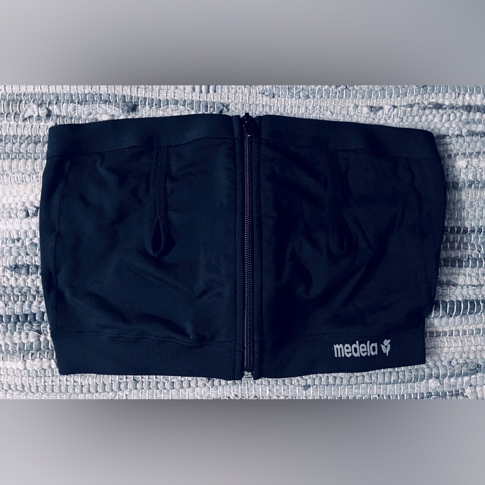 Medela Hands-free Strapless Pumping Bra/Bustier, Black